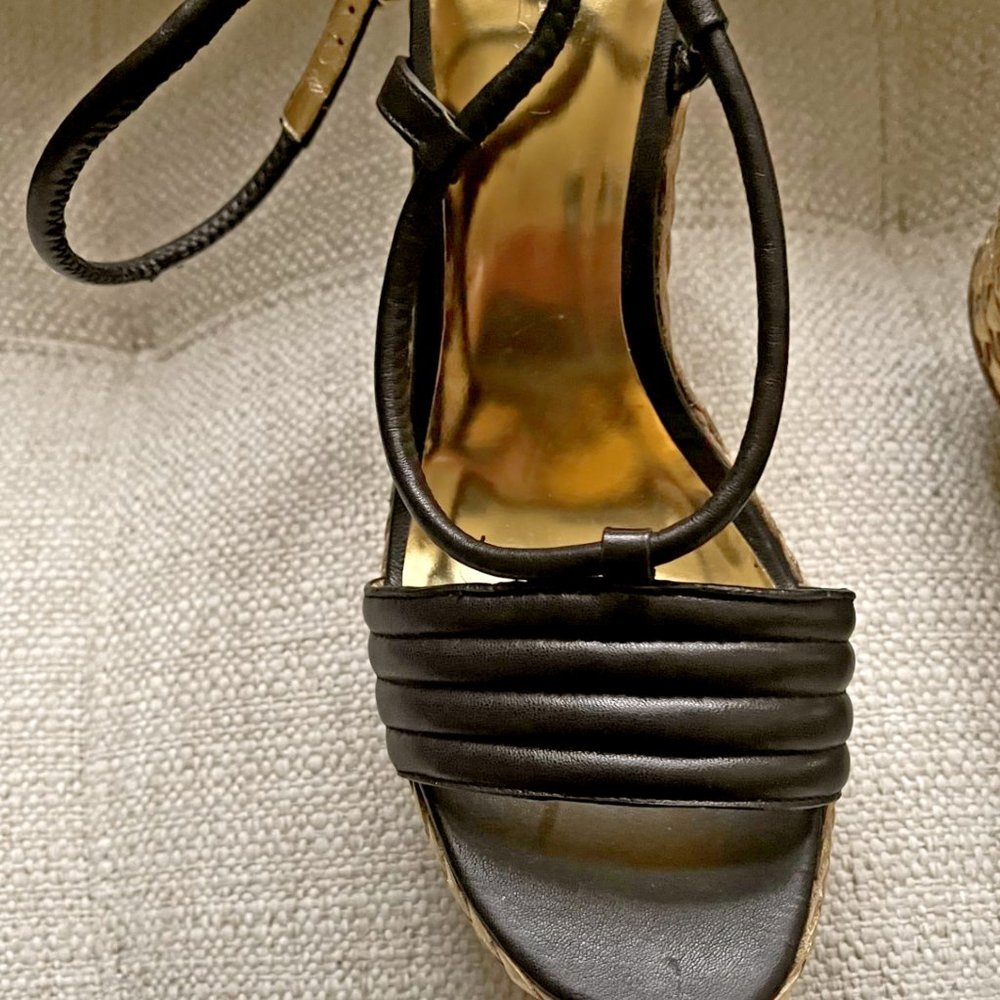 New Coach Wedge Sandle Black with Ankle strap, very Elegant - Picture 3 of 12